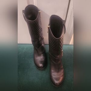 Vince Camuto Black Waldan Leather Boots with gold trim Size 8M